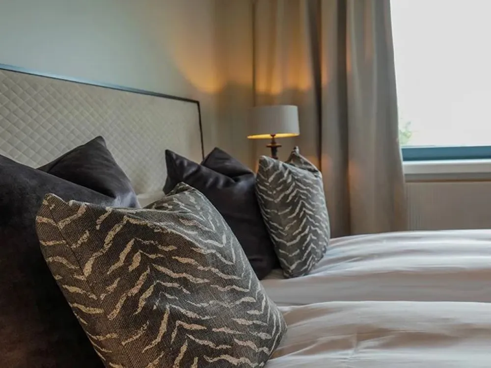 Standard 2 single beds